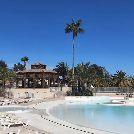 Апартаменты Village Cap Esterel , Agay , T2 Climatise Vue Panoramique - Acces De Plain-pied Au Calme Rare Sur Le Site - Piscines Et Parking Couvert Inclus