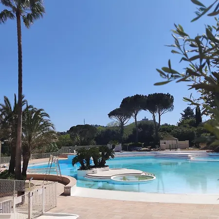 Village Cap Esterel , Agay , T2 Climatise Vue Panoramique - Acces De Plain-pied Au Calme Rare Sur Le Site - Piscines Et Parking Couvert Inclus *