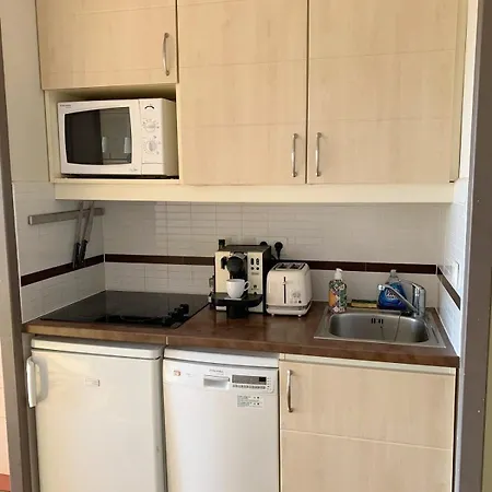 Village Cap Esterel , Agay , T2 Climatise Vue Panoramique - Acces De Plain-pied Au Calme Rare Sur Le Site - Piscines Et Parking Couvert Inclus Апартаменты