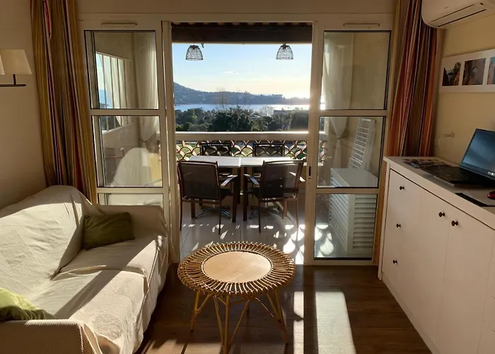 Village Cap Esterel , Agay , T2 Climatisé Vue Panoramique - Accès De Plain-pied Au Calme Rare Sur Le Site - Piscines Et Parking Couvert Inclus