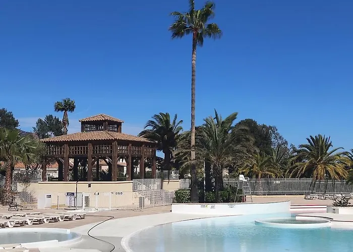 Apartamento Village Cap Esterel , Agay , T2 Climatisé Vue Panoramique - Accès De Plain-pied Au Calme Rare Sur Le Site - Piscines Et Parking Couvert Inclus