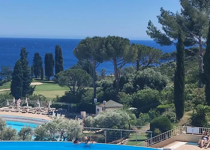 Apartamento Village Cap Esterel , Agay , T2 Climatisé Vue Panoramique - Accès De Plain-pied Au Calme Rare Sur Le Site - Piscines Et Parking Couvert Inclus Saint-Raphaël