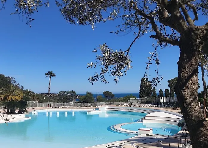 Village Cap Esterel , Agay , T2 Climatisé Vue Panoramique - Accès De Plain-pied Au Calme Rare Sur Le Site - Piscines Et Parking Couvert Inclus * Saint-Raphaël