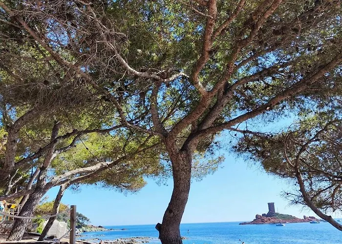 Apartamento Village Cap Esterel , Agay , T2 Climatisé Vue Panoramique - Accès De Plain-pied Au Calme Rare Sur Le Site - Piscines Et Parking Couvert Inclus