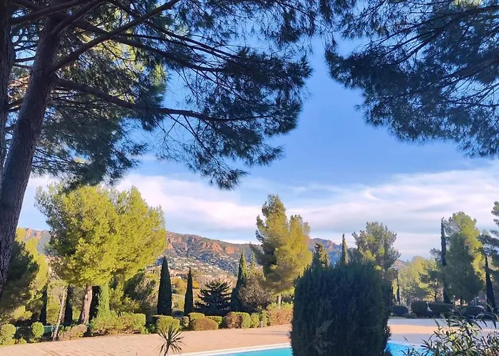 Apartamento Village Cap Esterel , Agay , T2 Climatisé Vue Panoramique - Accès De Plain-pied Au Calme Rare Sur Le Site - Piscines Et Parking Couvert Inclus *